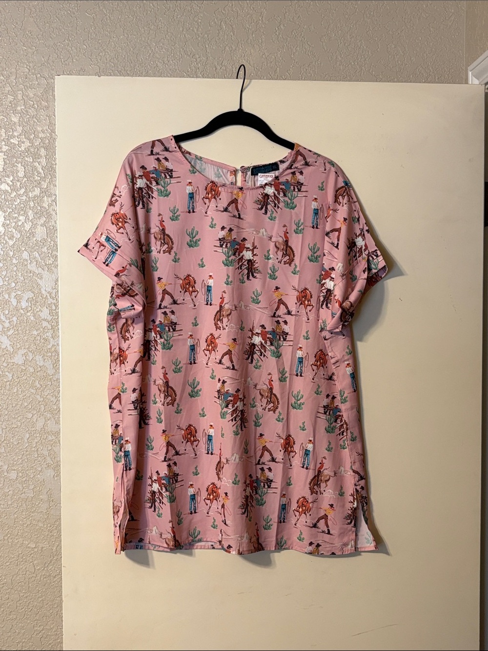 Women's Pink Western-Print Short Sleeve Tunic